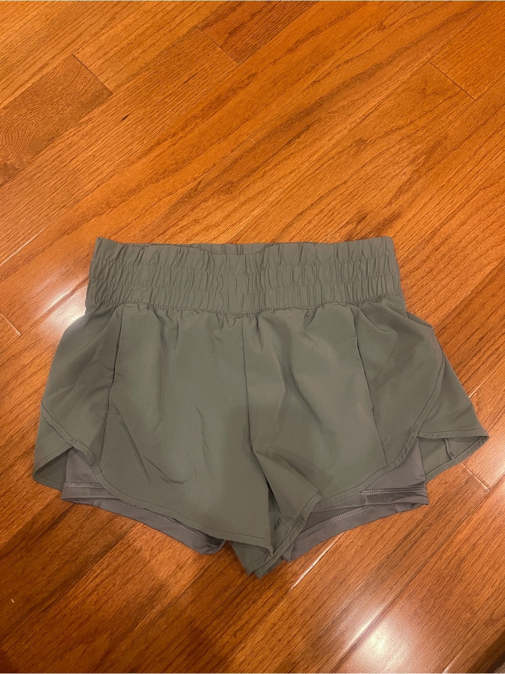 Avia Women's Olive Green Running Workout Athletic Shorts Size Small